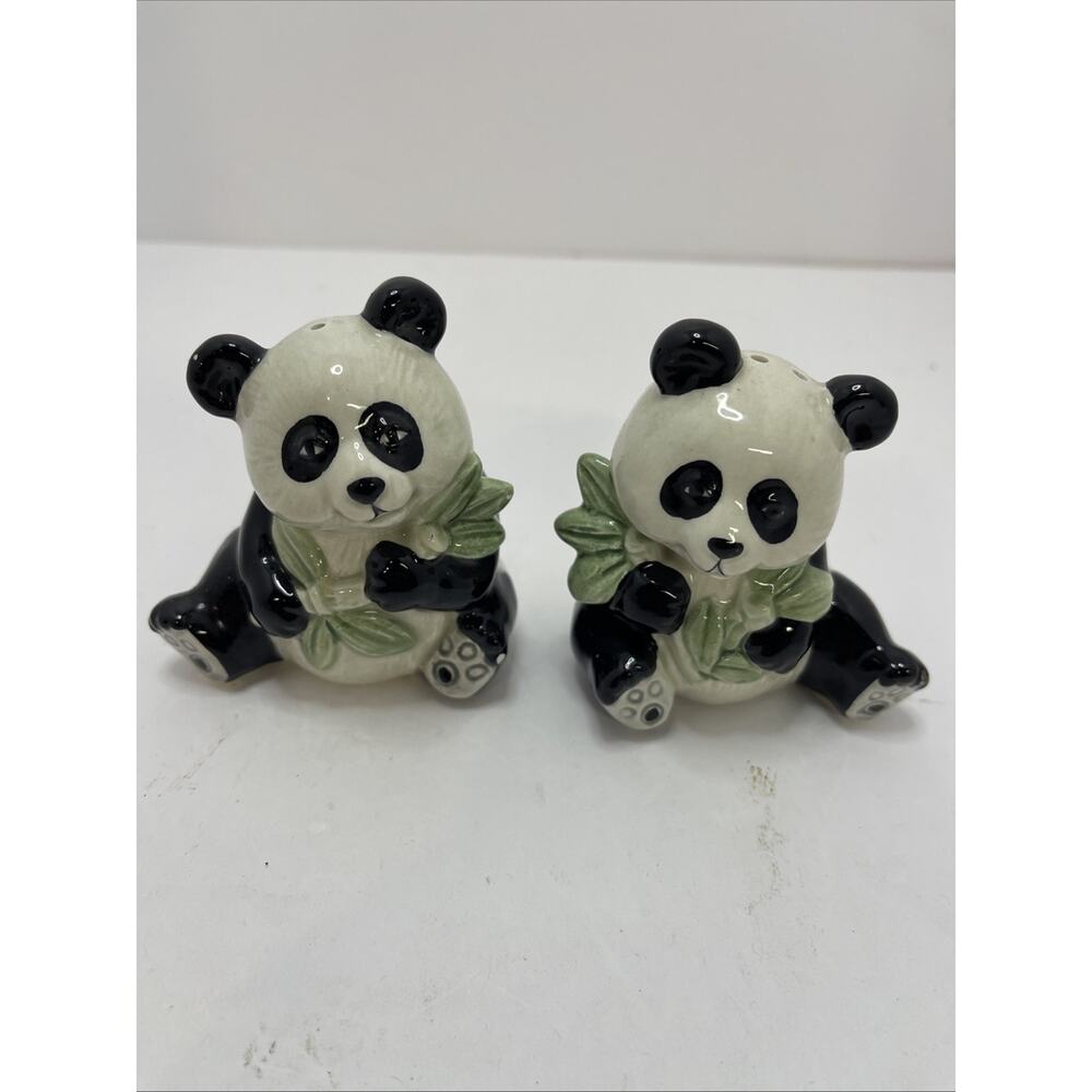 VTG Omnibus 3” Porcelain Panda Bear Pair Hand Painted Salt And Pepper Shaker Set